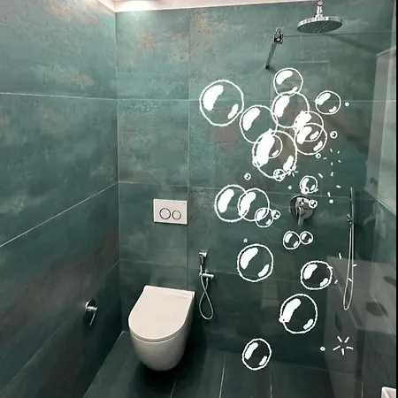 Apartment 2 *