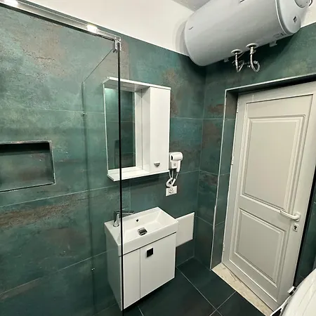 2 Apartmán Velipojë